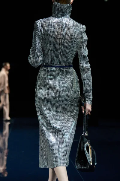 Look 54